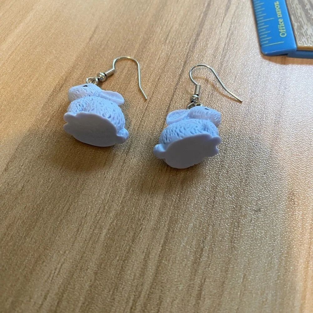 Nwot 3d Blue Bunny Rabbit Retro Drop Earrings